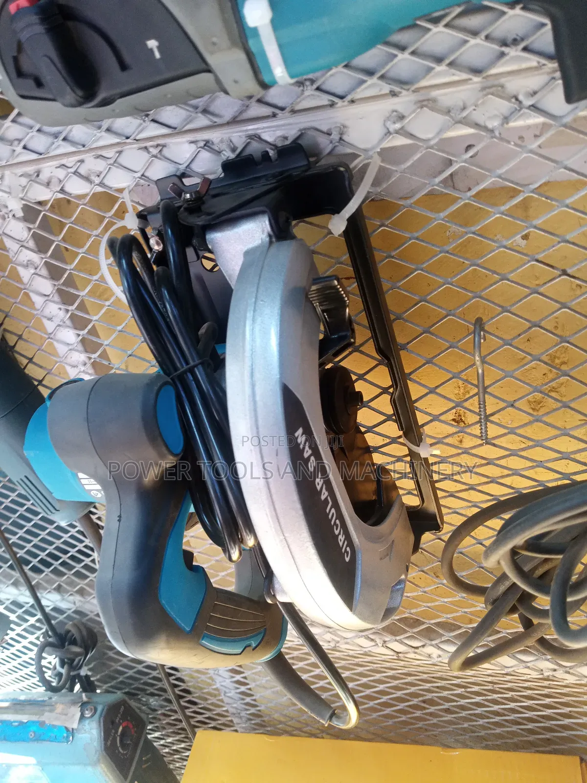 Makita Circular Saw 7"