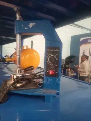 Small Car Tyre Vulcanizing Machine