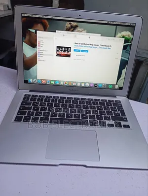 Laptop Apple MacBook Air 4GB Intel Core I5 HDD+SSD 160GB