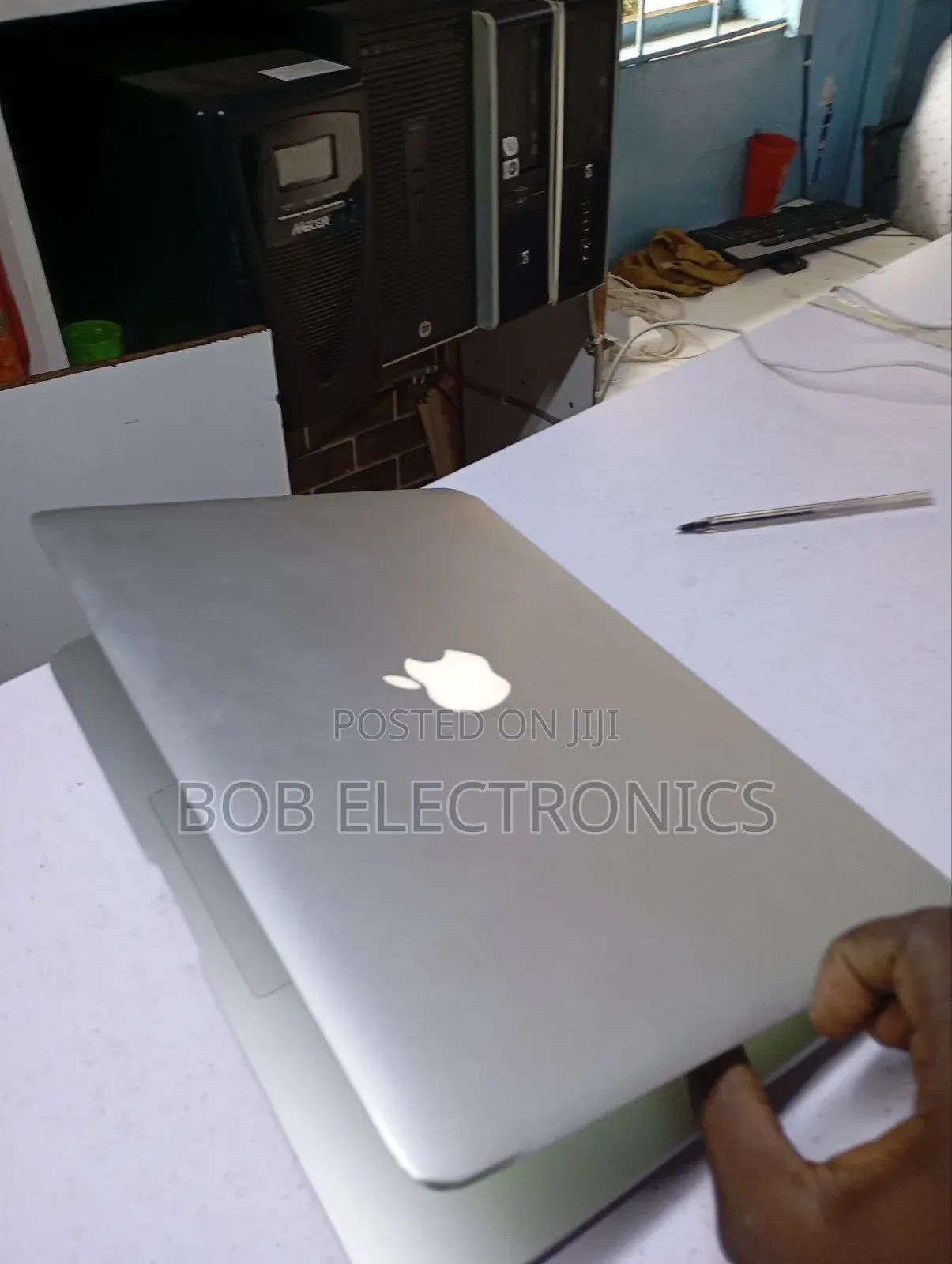 Laptop Apple MacBook Air 4GB Intel Core I5 HDD+SSD 160GB