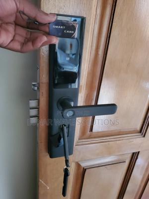 Versatile Smart Lock With 5 Access Methods 58 - thumbnail 2