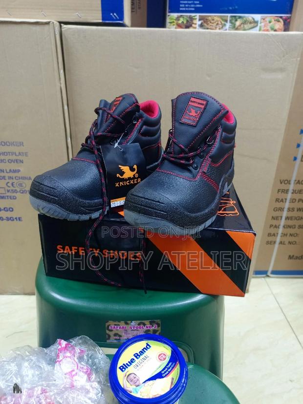 Knicker Quality All Size Safety Boots - main view