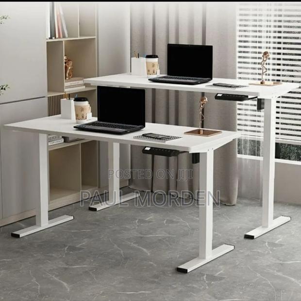 Adjustable Desk Adjustable Desk