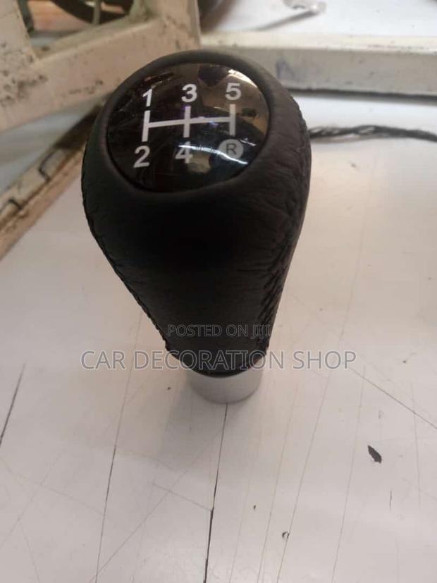 New 5 Speed Manual Black Leather Gear Knob