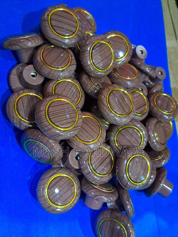 American Wooden Knobs - main view