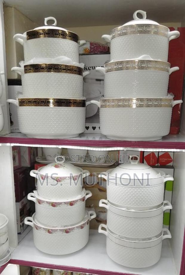 *3pcs Classic Ceramic Serving Bowls Set With Lids - thumbnail 2