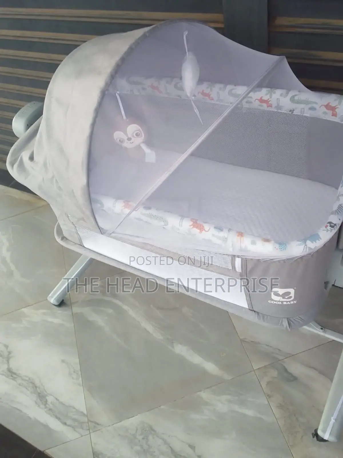 Affordable Co Sleeper, Electric With Music.
