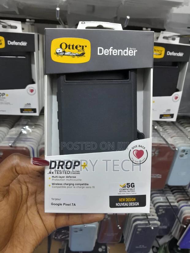 Otterbox Google Pixel 7a Case Defender Black NJMJMJJM - main view