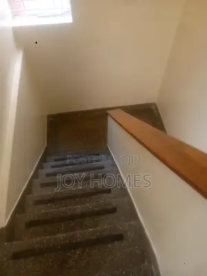 4bdrm Maisonette in Nairobi West for rent