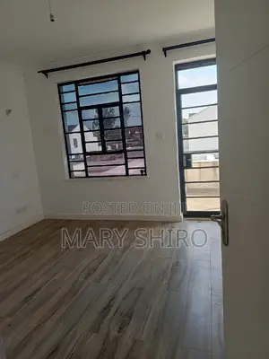 5bdrm Maisonette in South C for rent