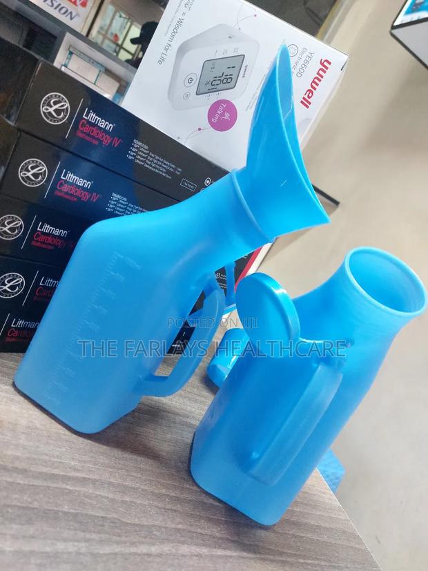 Urinal Bottles for Both Genders. - main view