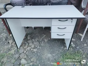 White and Lockable Drawers Office Table 1.2m