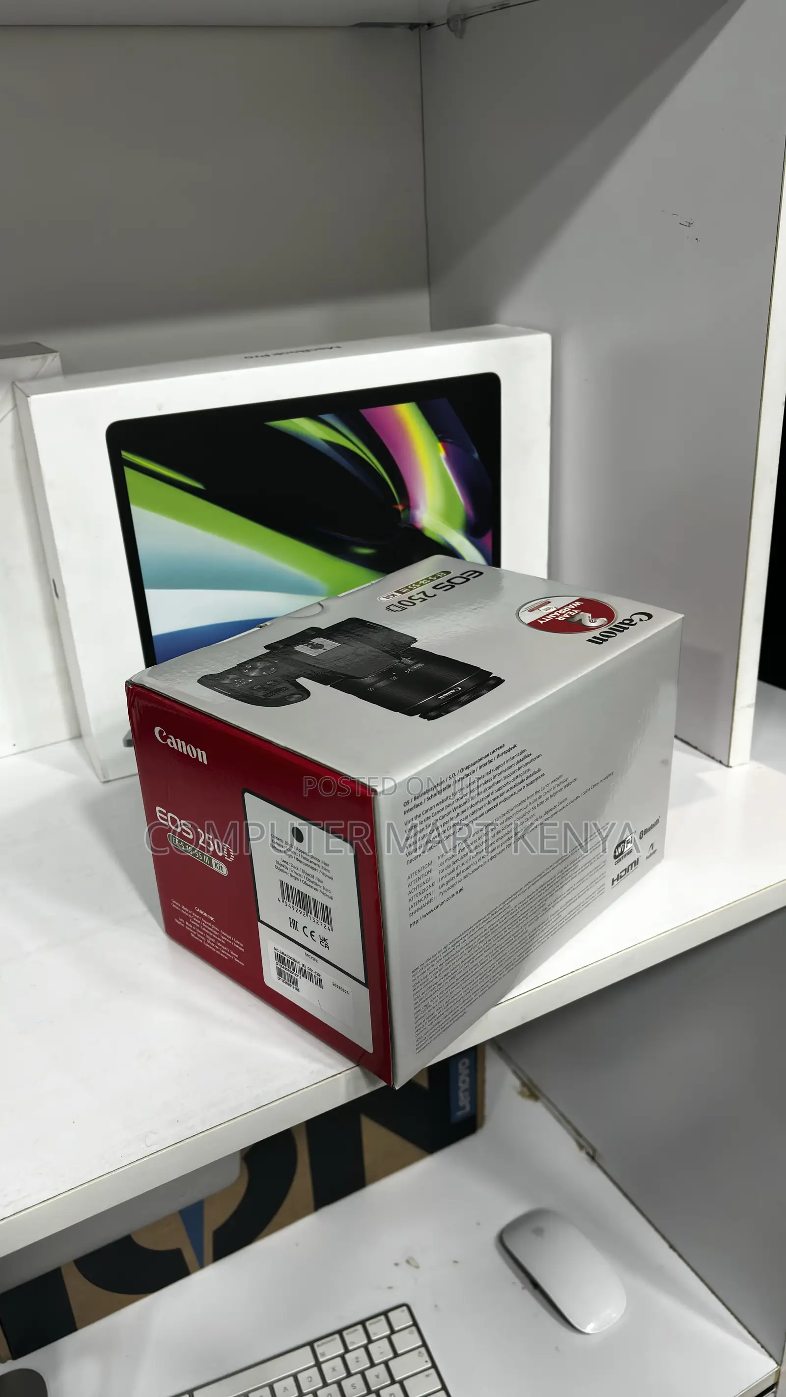 Canon EOS 250D