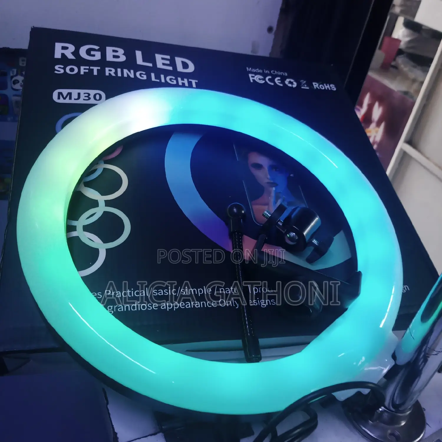 12 Inch RGB Ringlight With Tripod