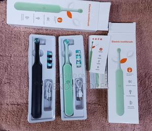 360° Electric Toothbrush - thumbnail 2