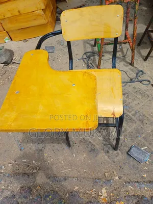 Arm Chairs College