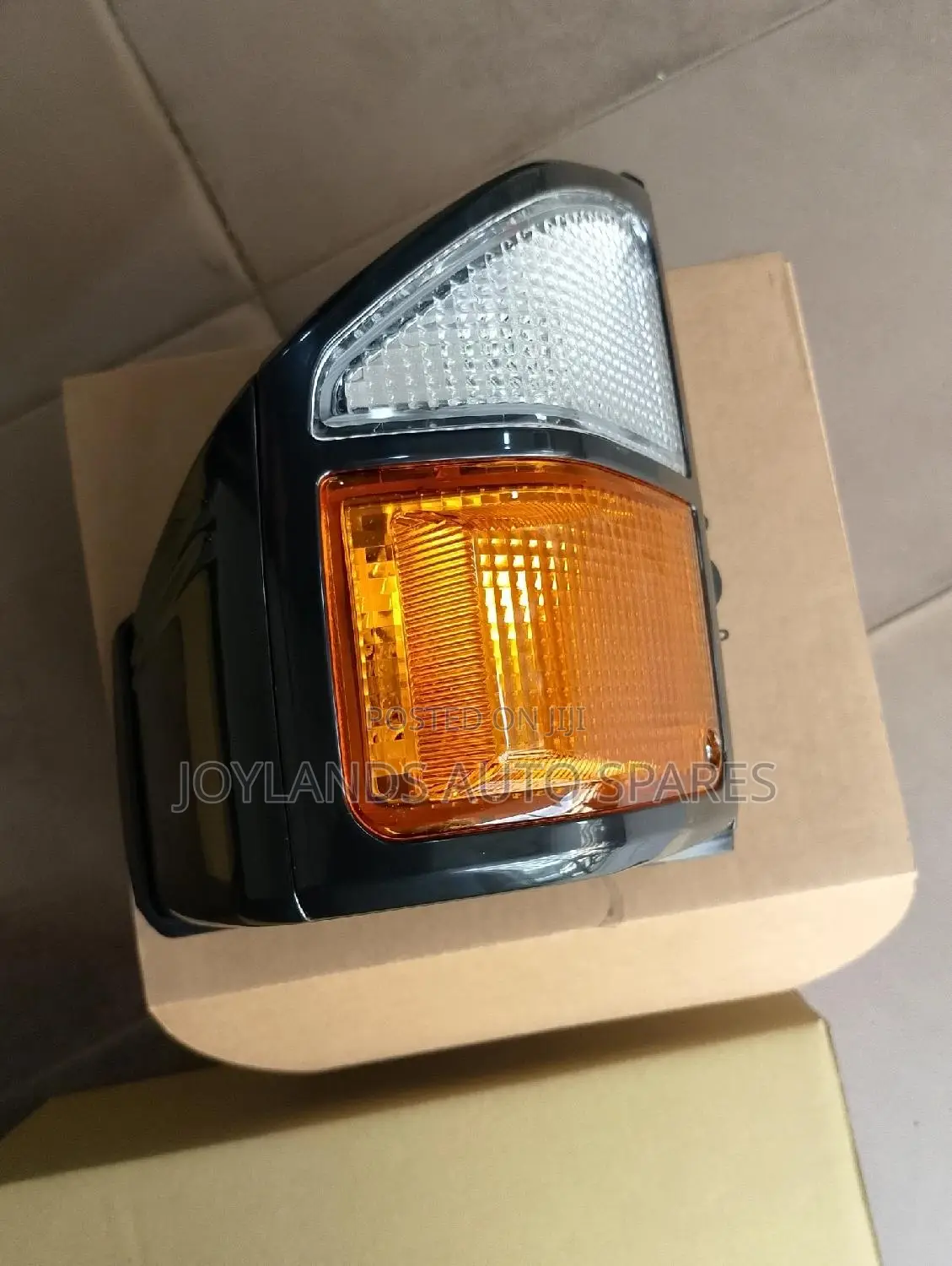 Landcruiser 75/79 Corner/Indicator Lamp Depo