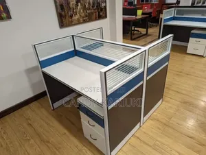 Spacious 2 Way Workstation