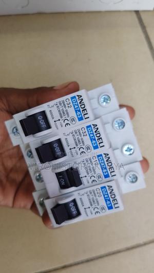 Circuit Breaker 32A 20A 10A All Available - thumbnail 2