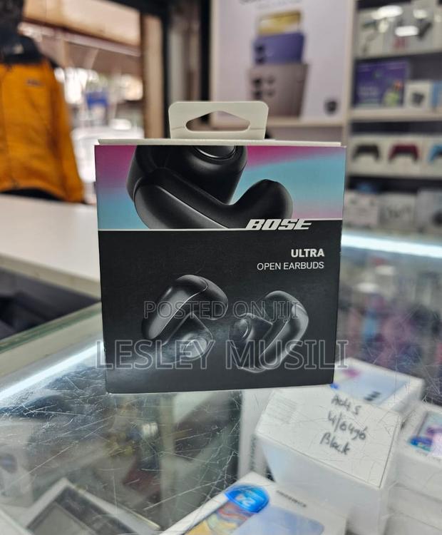 Bose Ultra Open Earbuds