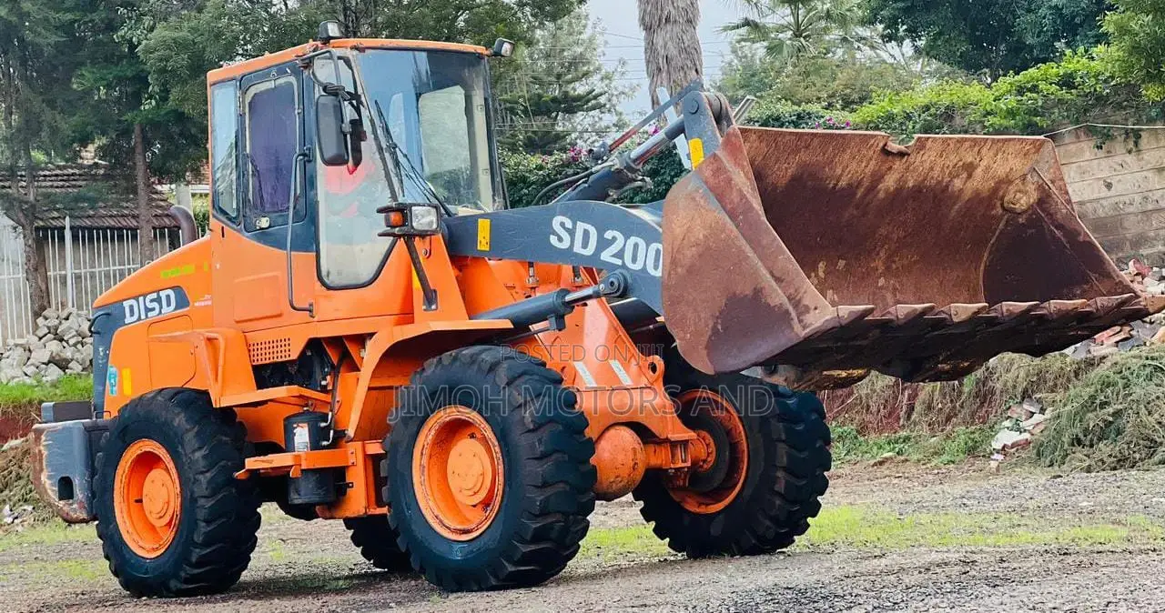 Tractor SD 200 on Sale