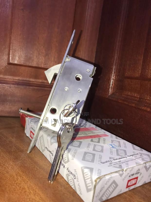 Sliding Door Lock Union - main view