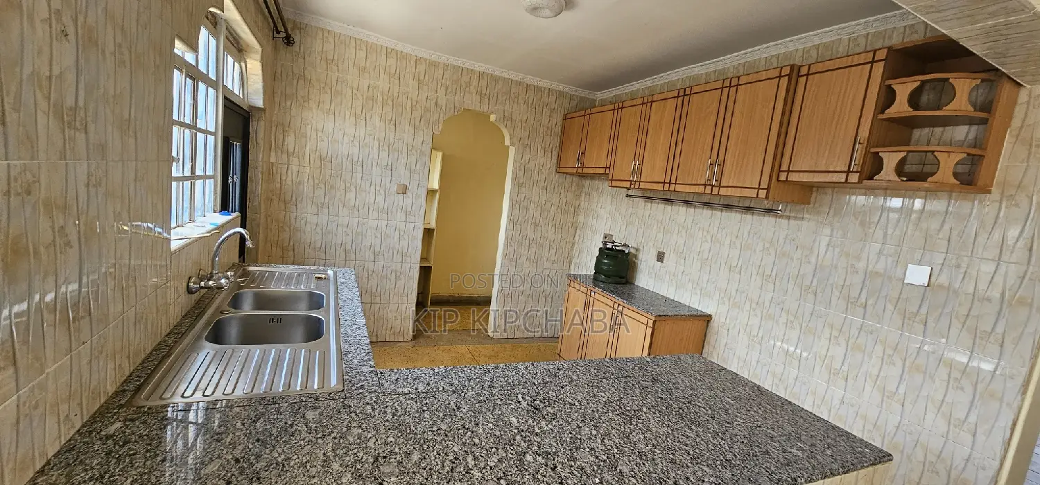 3bdrm Bungalow in Royalton Annex ,, Racecourse for sale