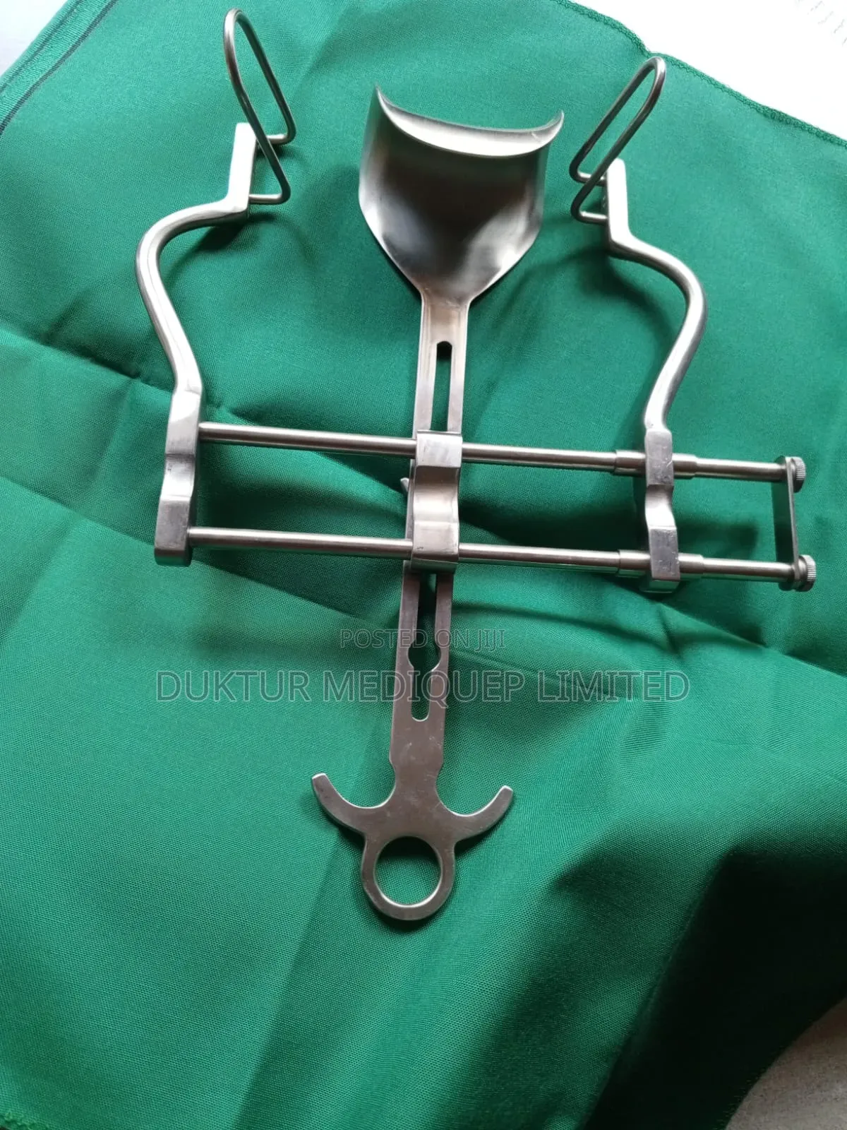 Balfour Bladder Retractor