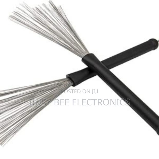 Retractable Drum Wire Brushes - main view