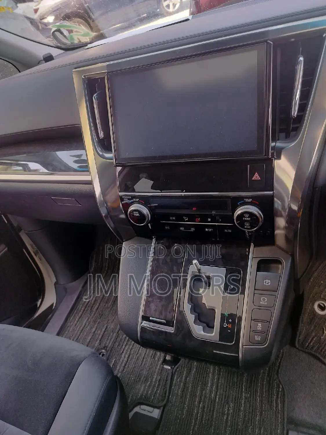 Toyota Alphard 2018 White