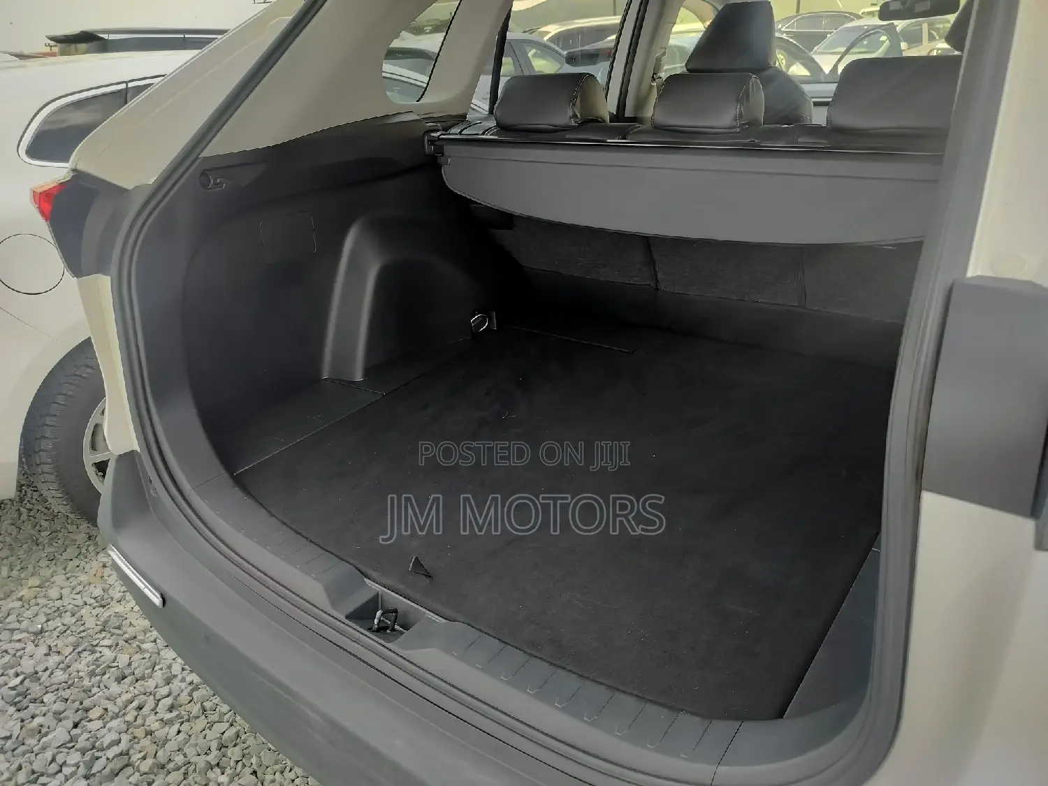 Toyota RAV4 2019 White