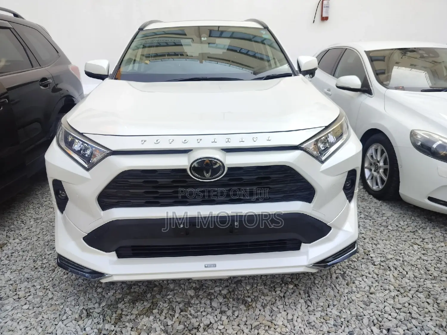 Toyota RAV4 2019 White