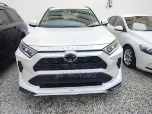 Toyota RAV4 2019 White