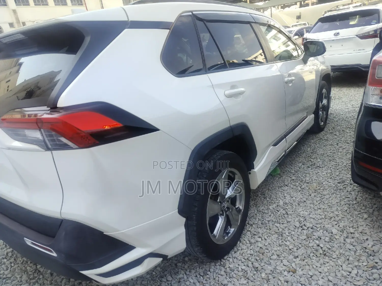 Toyota RAV4 2019 White