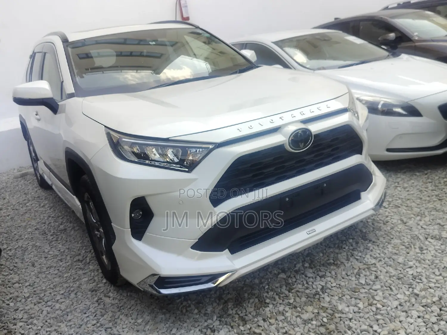 Toyota RAV4 2019 White