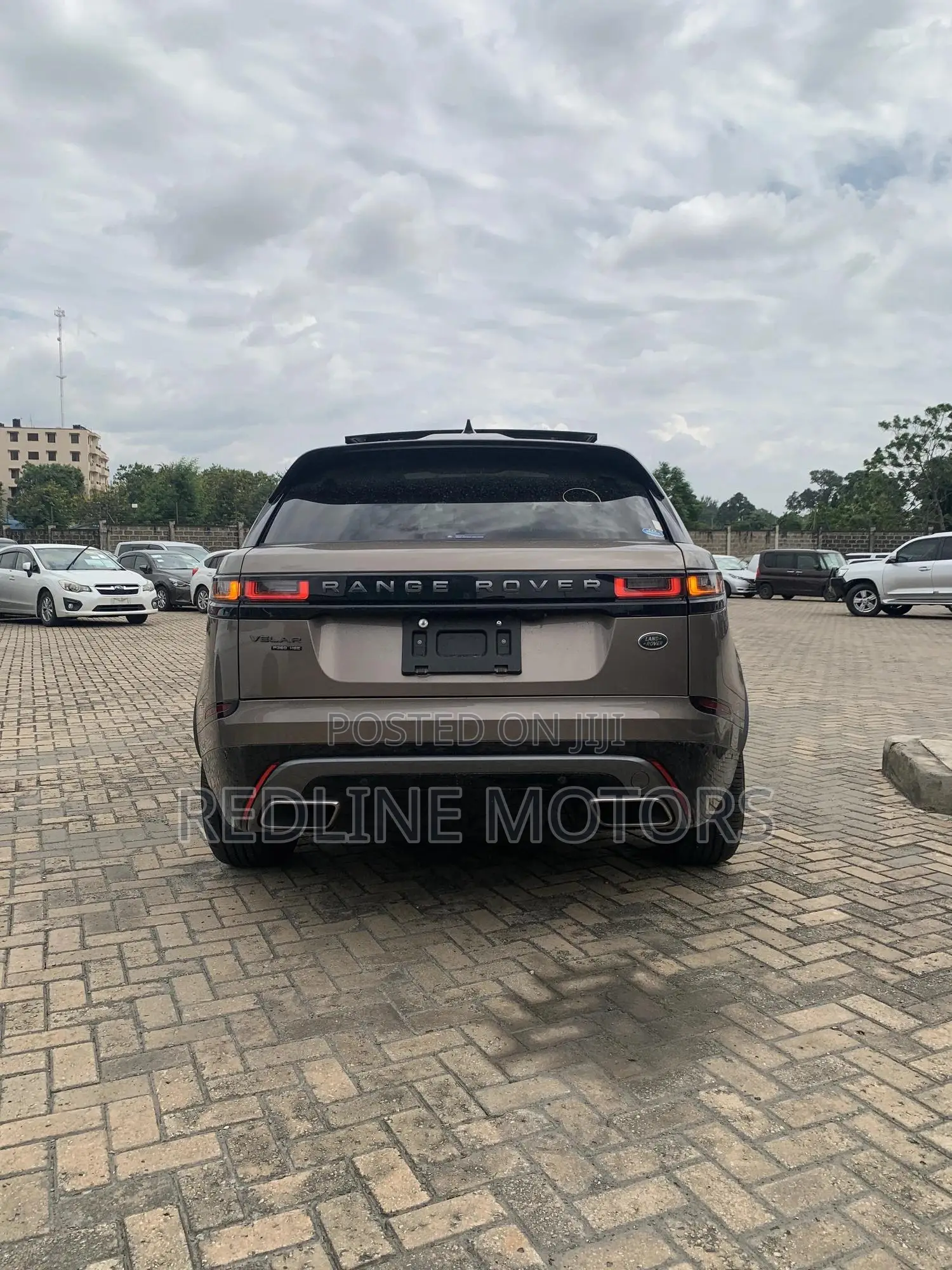 Land Rover Range Rover Velar P380 SE R-Dynamic 4x4 2018 Gold