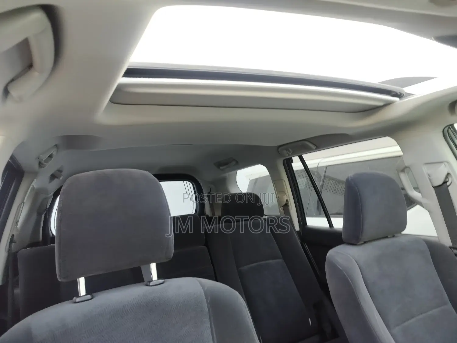 Toyota Land Cruiser Prado 2017 White
