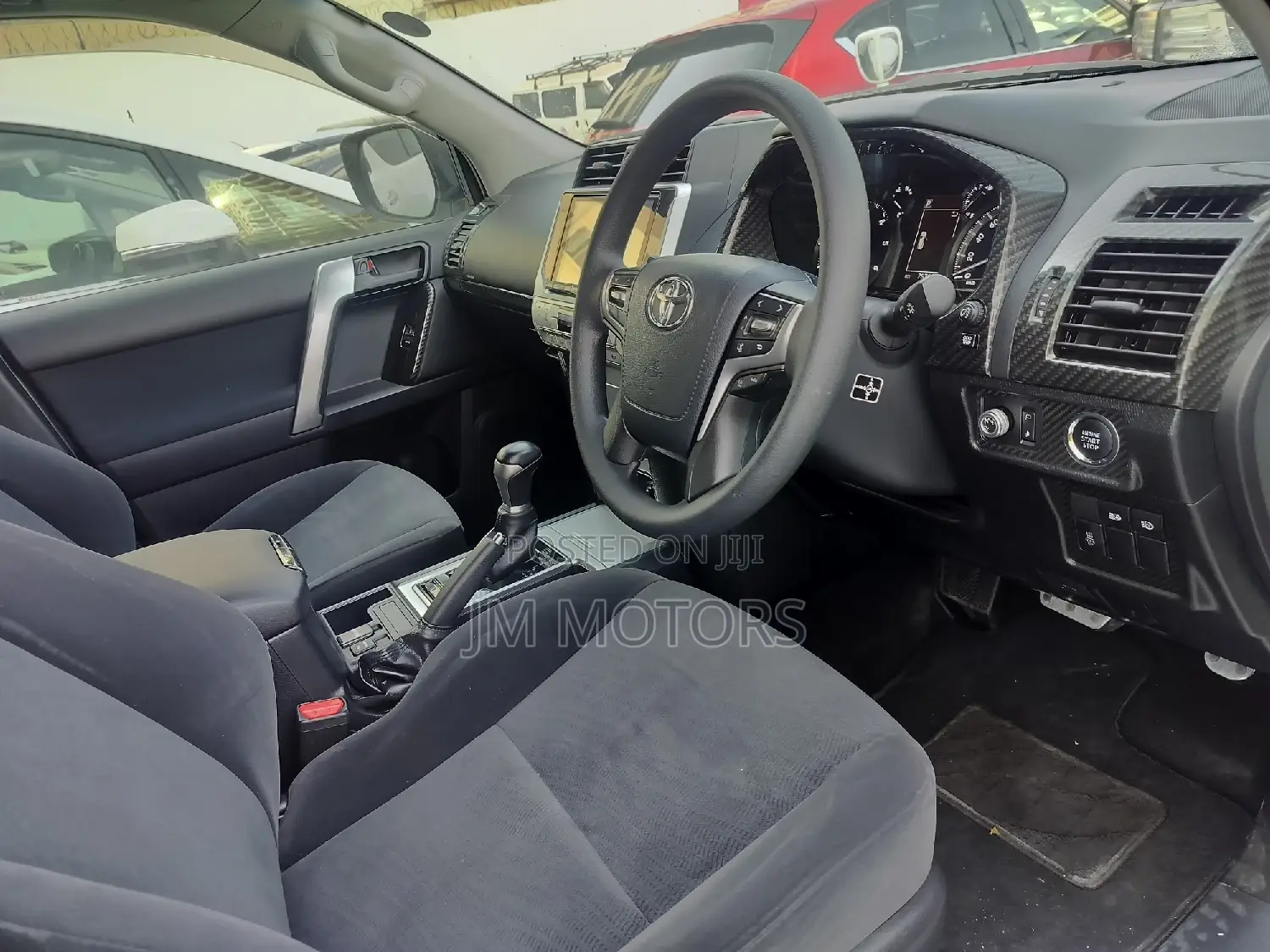 Toyota Land Cruiser Prado 2017 White
