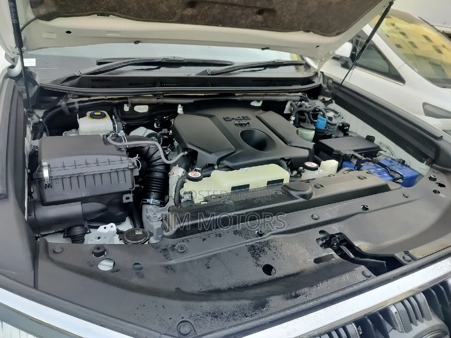 Toyota Land Cruiser Prado 2017 White