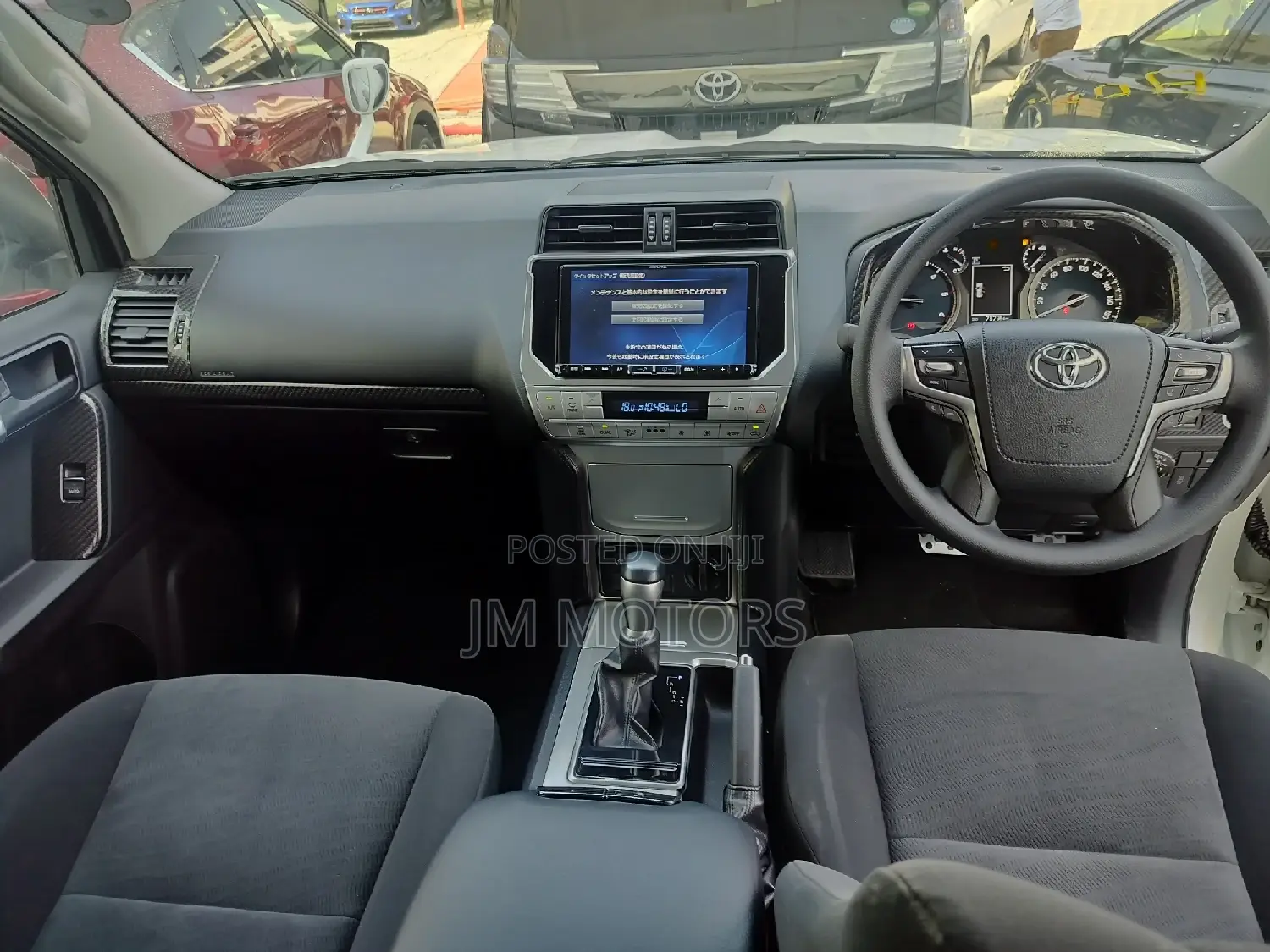 Toyota Land Cruiser Prado 2017 White