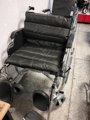 Extra Wide Heavy Duty Wheelchair - thumbnail 2