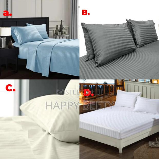 Cotton Stripped Bedsheet - main view