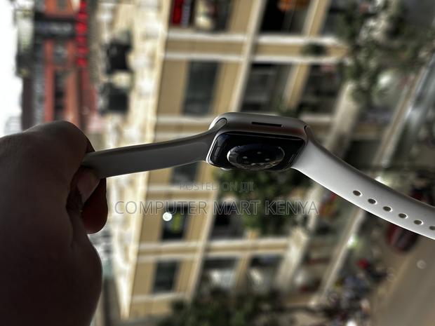 Apple Watch Series 7 41MM - thumbnail 4
