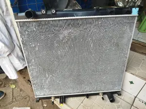 Revo Fortuner Surf Radiator