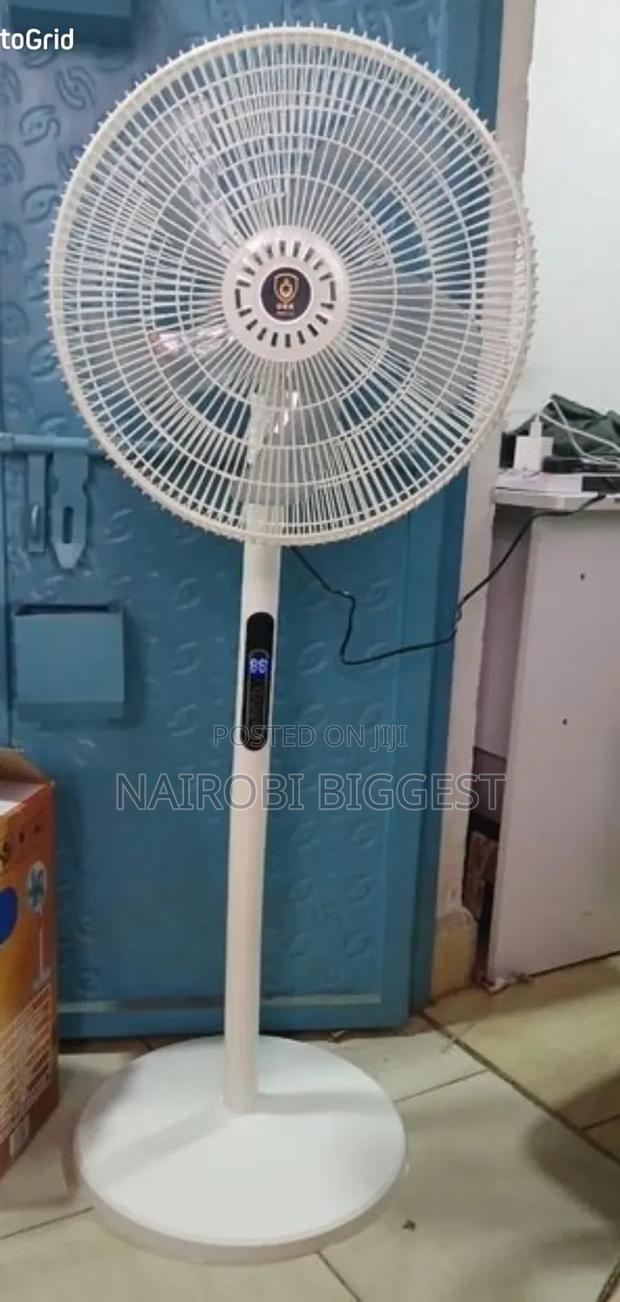 Urk 16" Standing Fan With Remote