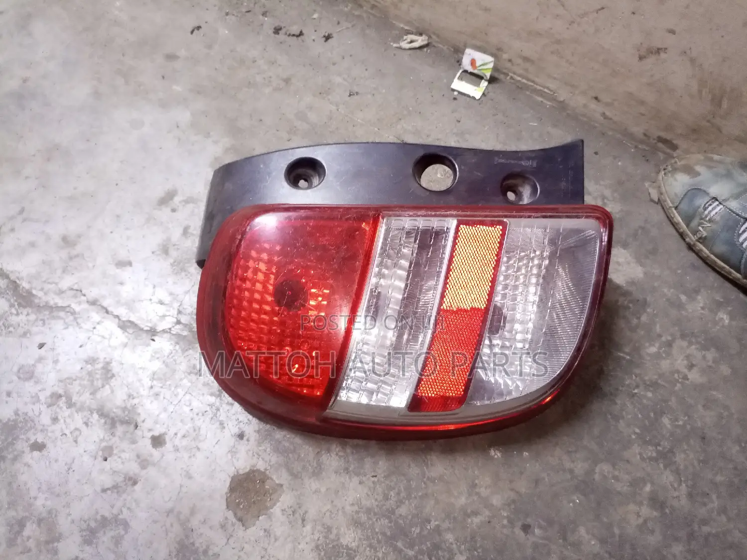 Nissan March Taillight