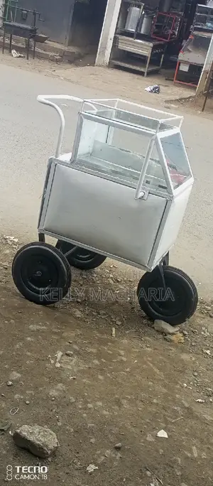Smokies Eggs Trollies/65