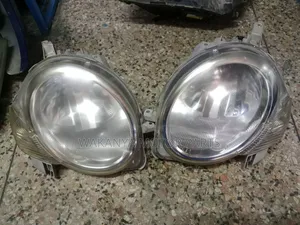 Toyota Sienta 2008/2010 Non Xenon Headlight, Clean Ex Japan