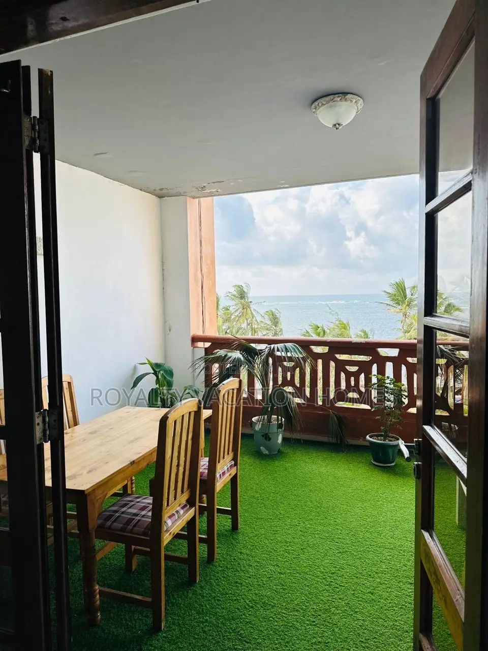 2 Br Beachfront Furnished Apartment in Mombasa