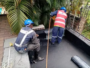 App Membrane Laying on Flat Roofs